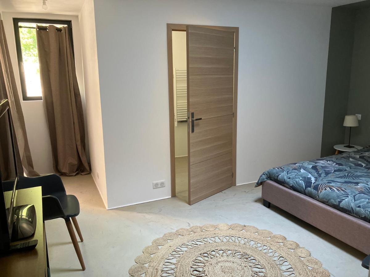 Chambre Avec Petit-Dejeuner En Provence Luberon La Tour-dʼAigues Zewnętrze zdjęcie